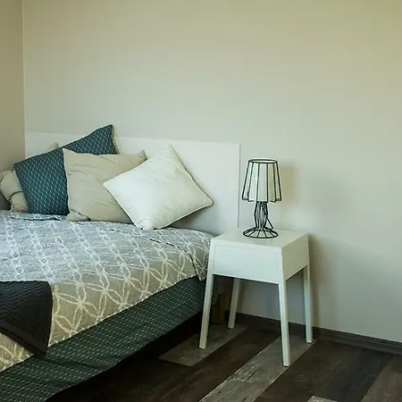 Estate Holiday Home Кулдига Экстерьер фото