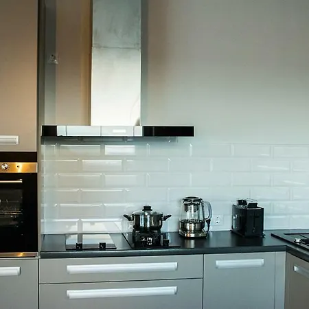 Estate Holiday Home Кулдига Экстерьер фото